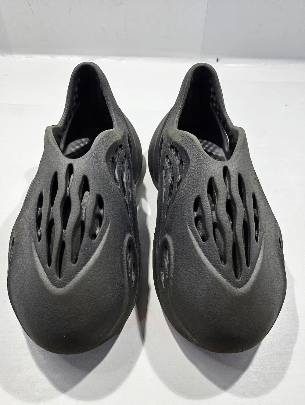 ADIDAS YEEZY FOAM RUNNET TODDLER KIDS BLACK COMFORT CASUAL SHOES SIZE 10K